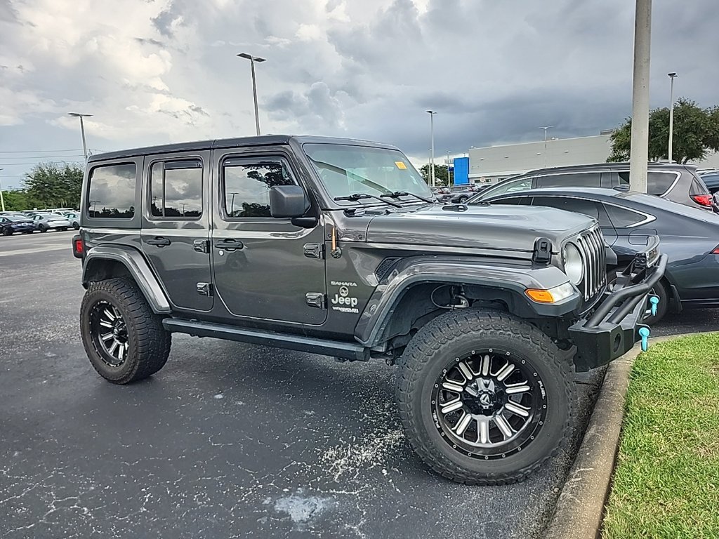 Used 2019 Jeep Wrangler Unlimited Sahara AWD/4WD image 2