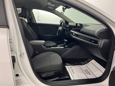 Used 2025 Kia K4 FWD image 35