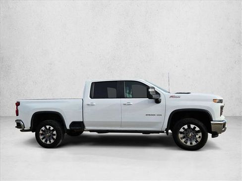 Certified 2024 Chevrolet Silverado 2500 LT image 4