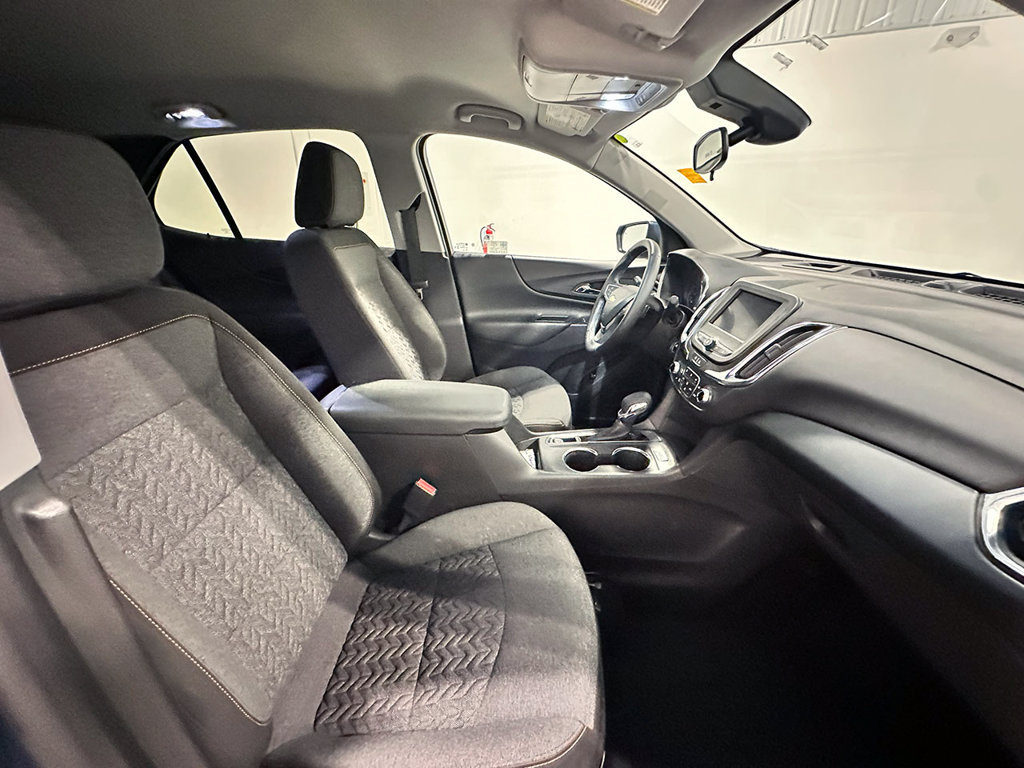 Used 2024 Chevrolet Equinox LT FWD image 27