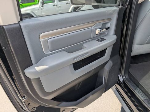 Used 2015 RAM 2500 SLT w/ Luxury Group AWD/4WD image 36