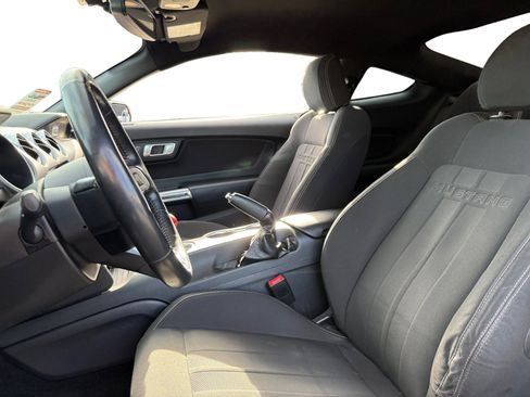 Used 2018 Ford Mustang GT image 9