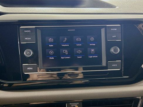 Certified 2023 Volkswagen Taos S FWD image 14