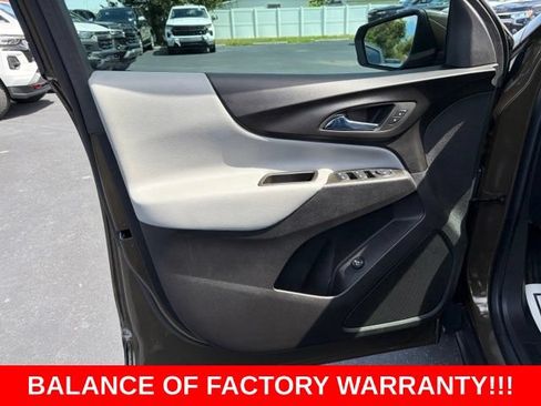 Used 2024 Chevrolet Equinox LT FWD image 12