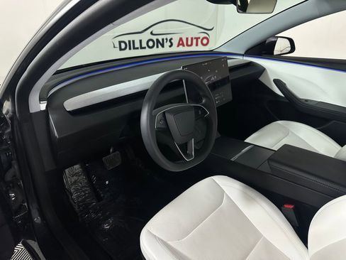 Used 2025 Tesla Model 3 Long Range AWD/4WD image 17