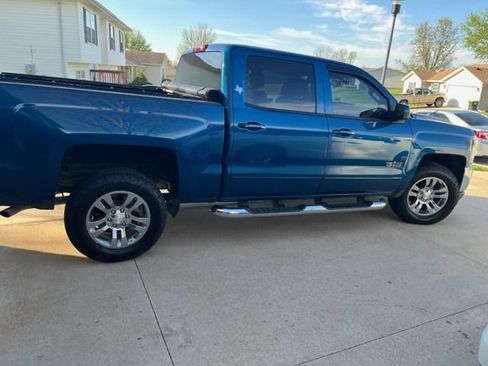 Used 2018 Chevrolet Silverado 1500 LT w/ Texas Edition image 3