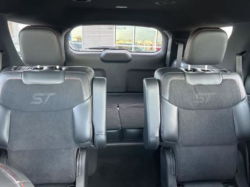 Certified 2025 Ford Explorer ST RWD image 12