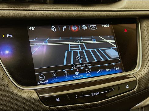 Used 2017 Cadillac XT5 Luxury w/ Driver Awareness Package image 22