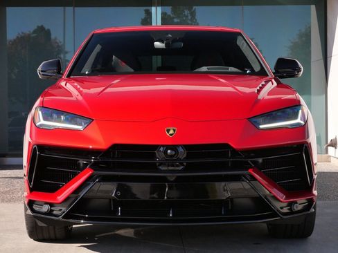 Used 2023 Lamborghini Urus S image 5
