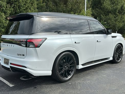New 2026 INFINITI QX80 4WD image 5