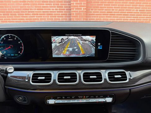 Used 2020 Mercedes-Benz GLS 450 4MATIC image 15