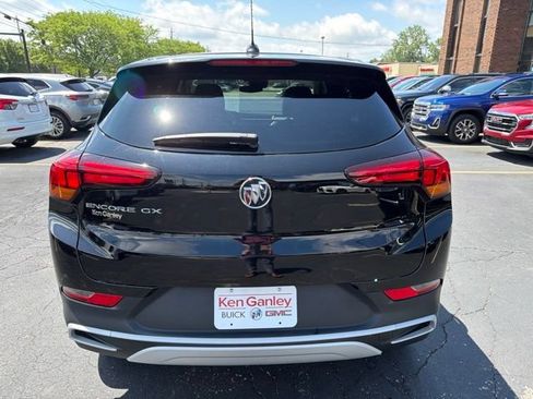 Used 2023 Buick Encore GX Preferred w/ Cold Weather Comfort Package FWD image 5