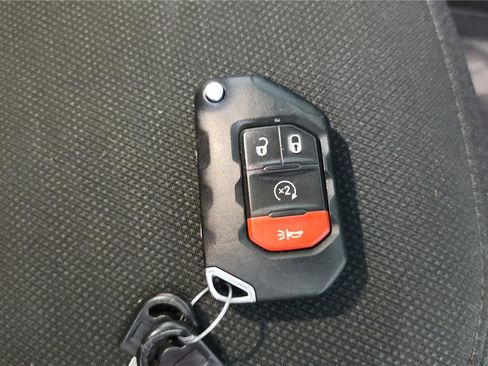 Used 2020 Jeep Wrangler Unlimited Sport AWD/4WD image 22