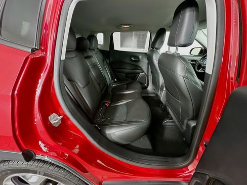 Used 2020 Jeep Compass Limited image 34