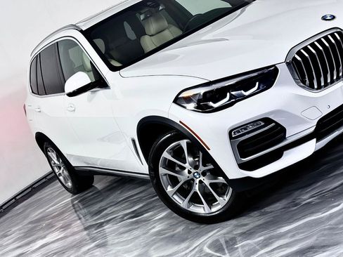 Used 2021 BMW X5 xDrive40i w/ Convenience Package AWD/4WD image 4
