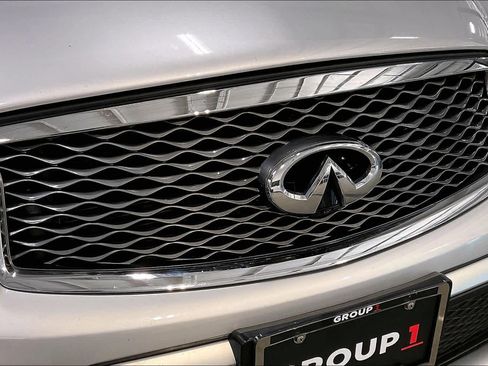 Used 2017 INFINITI QX50 AWD w/ Premium Plus Package image 30