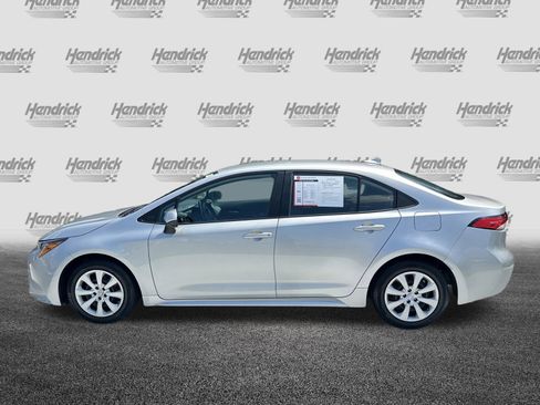 Used 2021 Toyota Corolla LE FWD image 7
