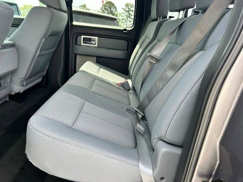 Used 2011 Ford F150 XLT w/ XLT Chrome Pkg image 14