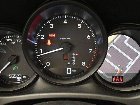 Used 2022 Porsche Macan AWD/4WD image 12