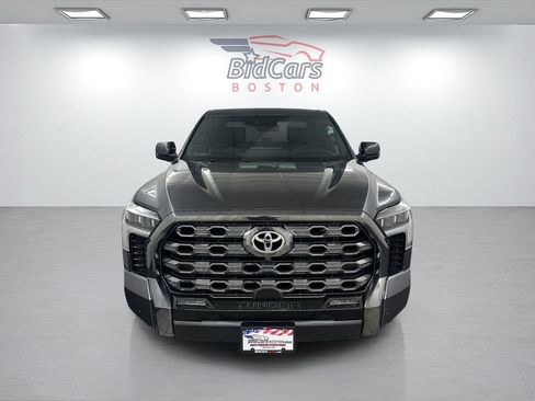 Used 2024 Toyota Tundra Platinum AWD/4WD image 2