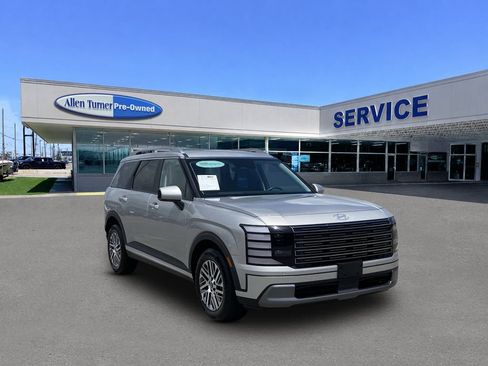Certified 2026 Hyundai Palisade SEL AWD/4WD image 2