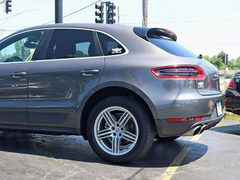 Used 2015 Porsche Macan S AWD/4WD image 12