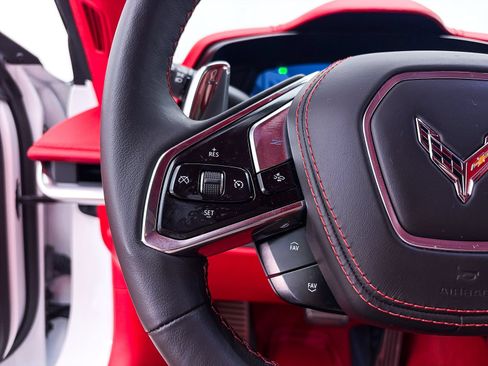 Used 2024 Chevrolet Corvette Stingray Premium Conv w/ Battery Protection Package RWD image 30