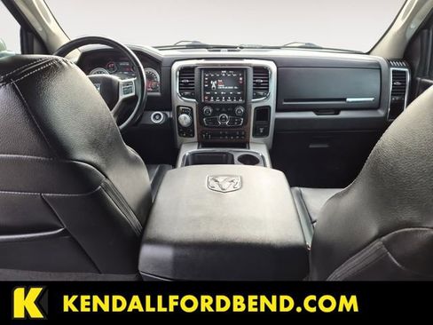 Used 2018 RAM 1500 Laramie w/ Convenience Group AWD/4WD image 10