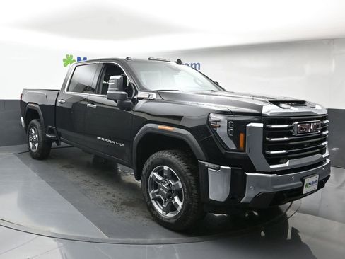 New 2026 GMC Sierra 2500 SLT w/ SLT Convenience Package AWD/4WD image 2