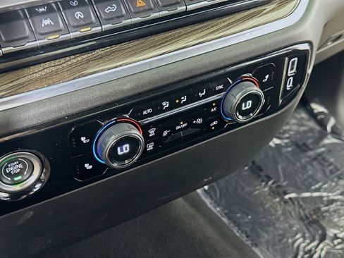 Used 2024 Chevrolet Silverado 1500 LT AWD/4WD image 26