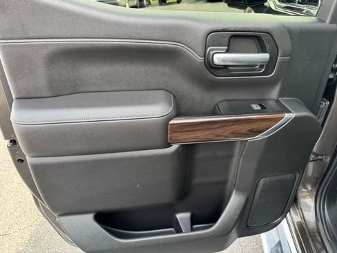 Used 2019 GMC Sierra 1500 SLT image 13