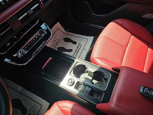 Used 2023 Lincoln Corsair Reserve w/ Jet Appearance Package FWD image 26