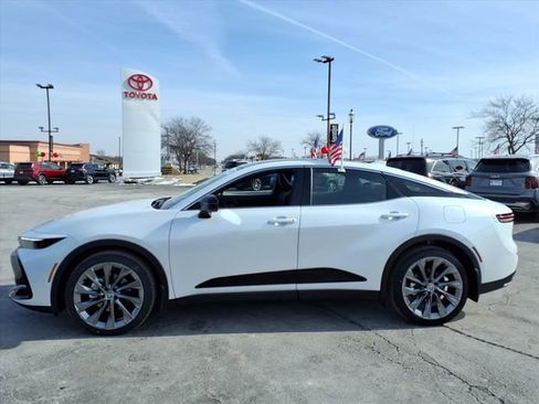 New 2026 Toyota Crown Limited w/ Advanced Technology Package image 7