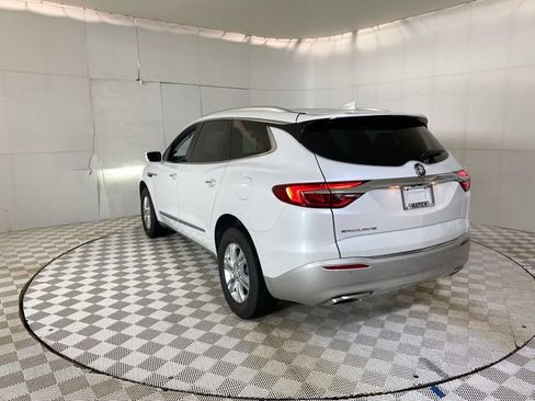 Used 2020 Buick Enclave Essence FWD image 19