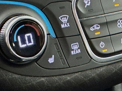 Used 2023 Chevrolet Malibu LT image 20