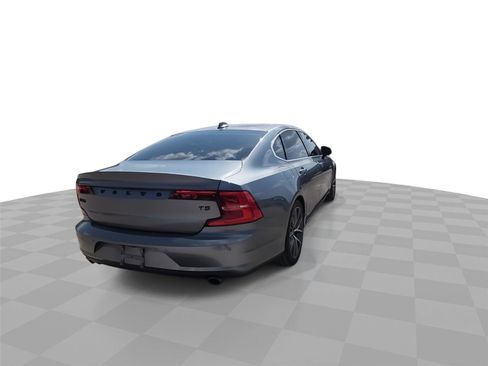 Used 2018 Volvo S90 T5 Momentum w/ Convenience Package FWD image 8