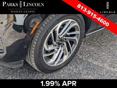 Used 2025 Lincoln Navigator L Reserve AWD/4WD image 12