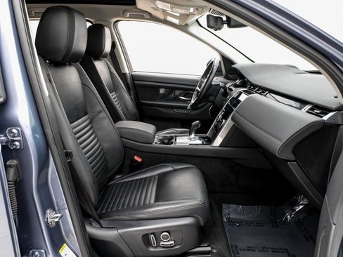 Used 2021 Land Rover Discovery Sport SE image 28