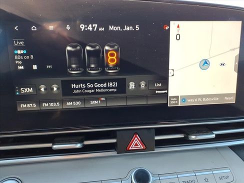 Used 2023 Hyundai Elantra Limited image 21