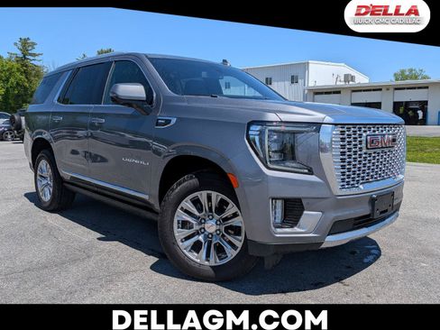 Used 2022 GMC Yukon Denali AWD/4WD image 1