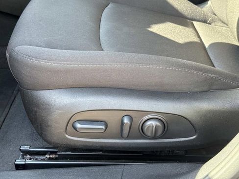 Used 2024 Chevrolet Malibu LT FWD image 20
