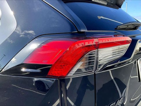 Used 2024 Toyota RAV4 LE image 29