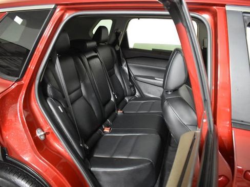 Certified 2023 Nissan Rogue SV w/ SV Premium B Package AWD/4WD image 32