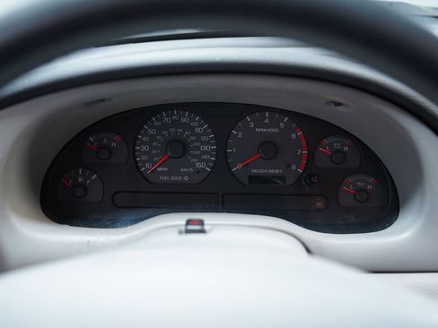 Used 1999 Ford Mustang GT image 31