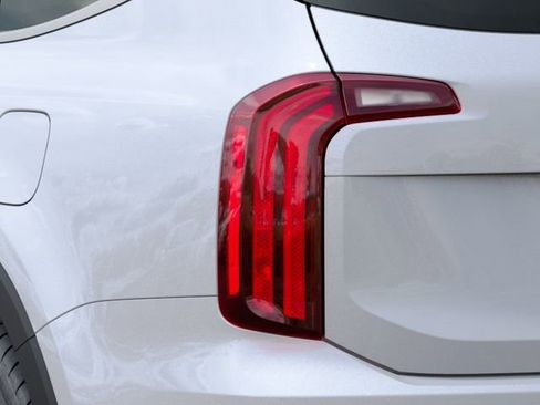 New 2025 Kia Telluride LX image 11