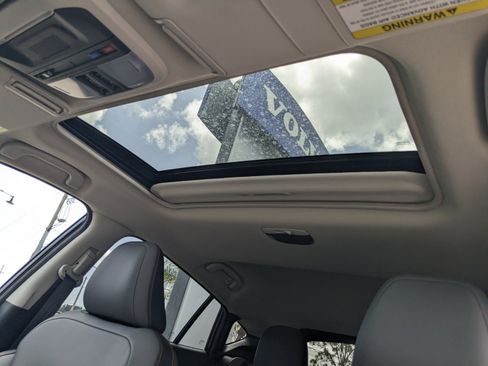 Certified 2025 Subaru Crosstrek 2.5i Limited w/ Popular Package #3A image 21