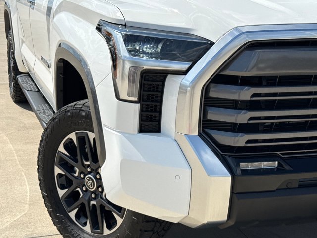 Used 2024 Toyota Tundra Limited w/ Power Package AWD/4WD image 4
