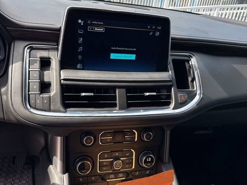 Used 2022 Chevrolet Tahoe Z71 w/ Luxury Package image 22