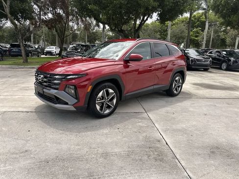 Used 2025 Hyundai Tucson SEL FWD image 21