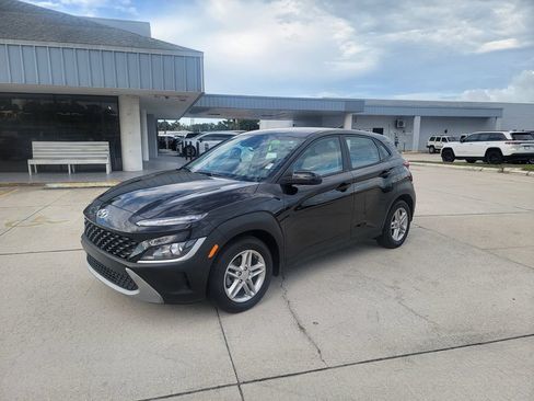 Used 2022 Hyundai Kona SE FWD image 1